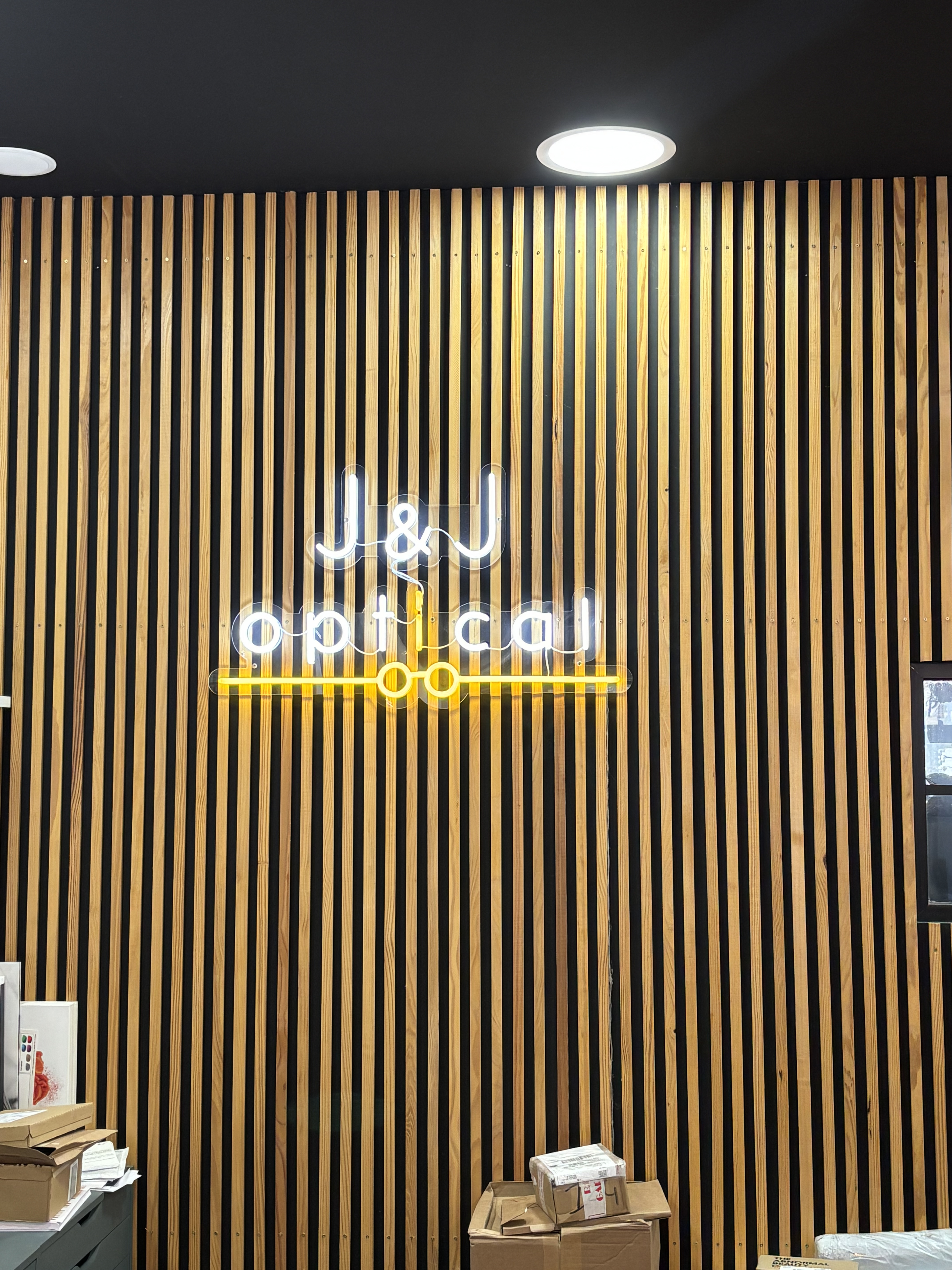 J&J Optical Aubagne